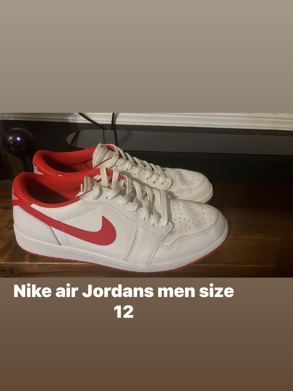 Nike White and Red Low-Top Sneakers